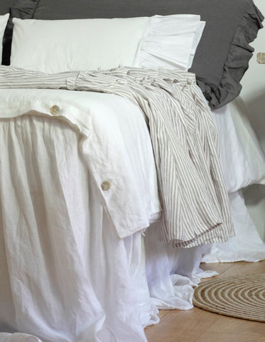 linen bedding, bed linen, ruffled linen, euro shams, linen 