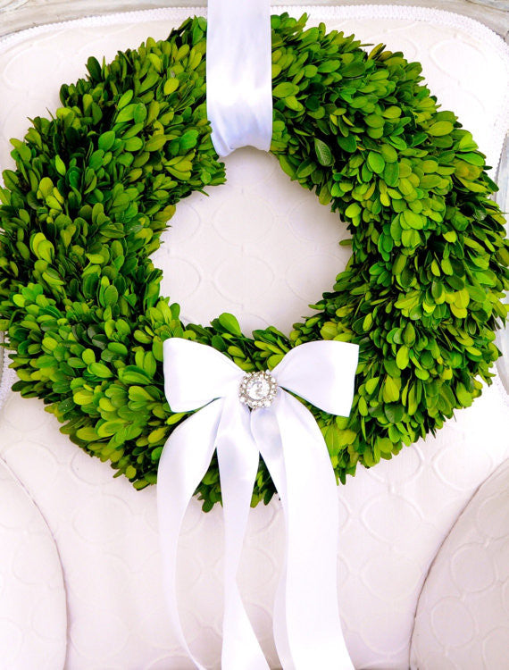O&F Boxwood Wreaths ~ Wedding Décor For All Seasons!