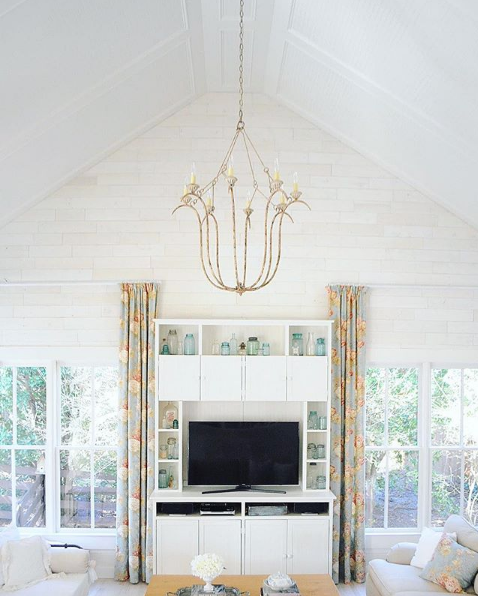 5 Easy Ways To Spruce Up Your Spring Decor
