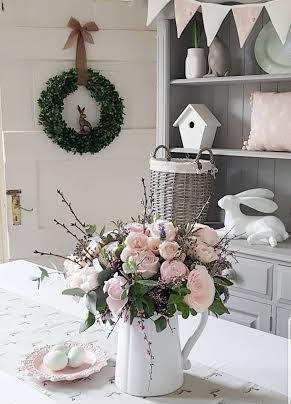 shabby chic, farmhouse decor, boxwood wreath